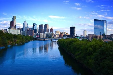 Bounce Pickleball to bring first indoor pickleball center to Philadelphia philadelphia skyline