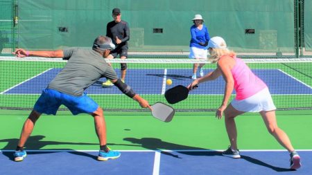 Mayo Clinic Study Suggests Pickleball Contributes To Longevity Image courtesy of psychologytoday.com