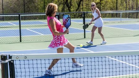 Chicago’s “Pickleball Mania” Project Sets Amazing 200-Court Target Over The Next Two Years Pickleballers at Inverness Golf Club, Chicago - image courtesy of medium.com