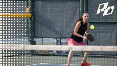 A Pro’s Tips for a Powerful One-Handed Backhand Drive 