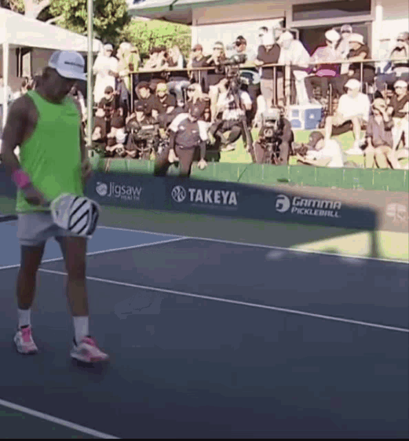 How to Handle Unnerving Defeats Like a Pro 1 pickleball player breaking paddle