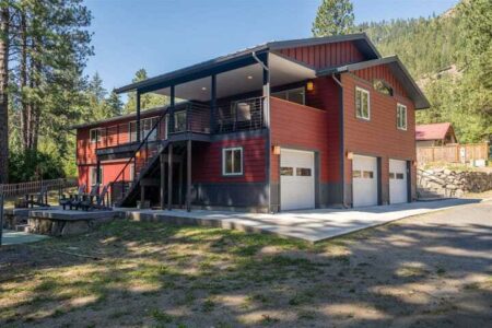Leavenworth Retreat: Pickleball, Hot Tub & Mountain Views Deer-Tracks-Pickleball-Hot-Tub-Retreat-Close-to-Leavenworth-1