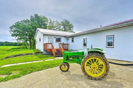 Charming Wisconsin Farmhouse with Pickleball and Panoramic Views Pickleball-Haven-Spacious-Farmhouse-with-Sports-Scenic-Views-20