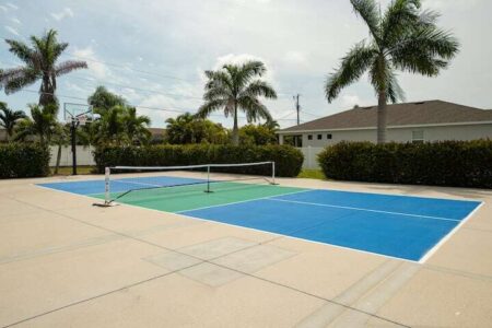 Luxury Cape Coral Getaway – 3BR, Pickleball, & Pet-Friendly Fun! Relaxing-Retreat-Modern-Home-with-Private-Pickleball-Court-in-Cape-Coral-4