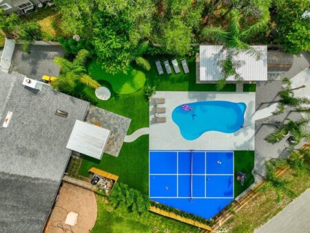 Jacksonville Beach Retreat – Pickleball, Pool & 5 Blocks to the Beach! Jacksonville Beach Townhouse – Pool & Pickleball