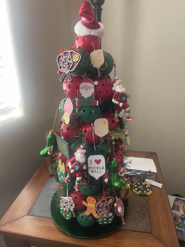 diy pickleball christmas tree